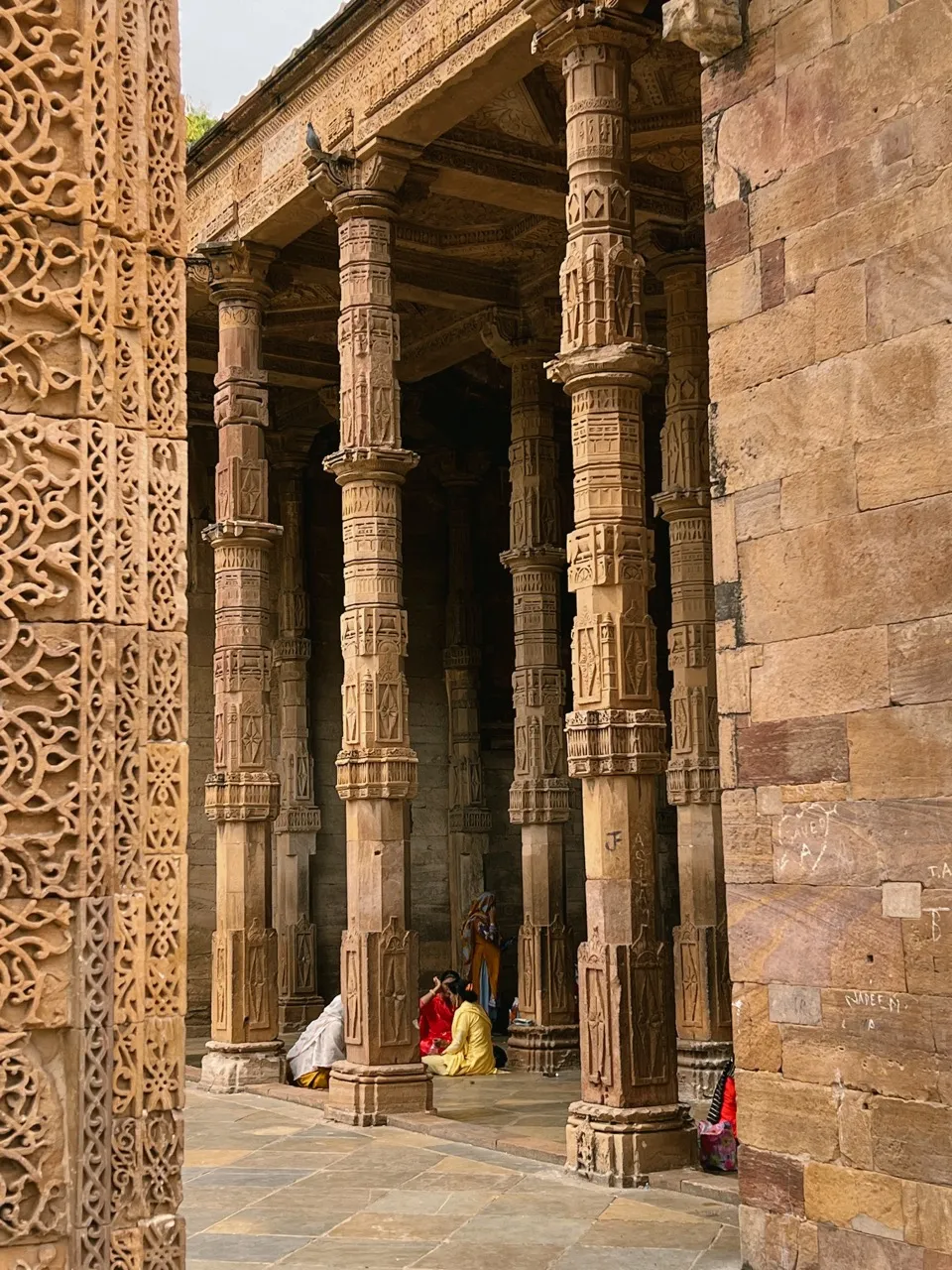 Dhai Din Ka Jhonpra
