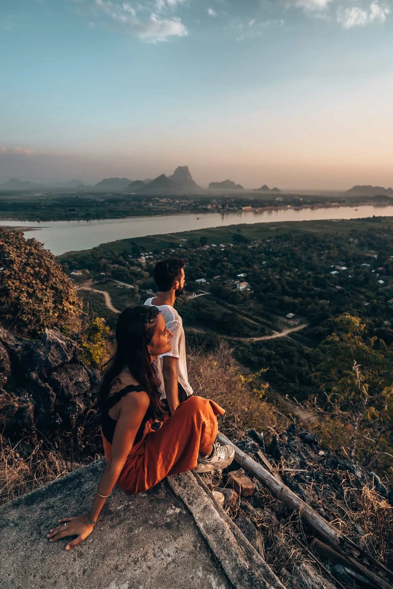 Atardecer en Hpa An